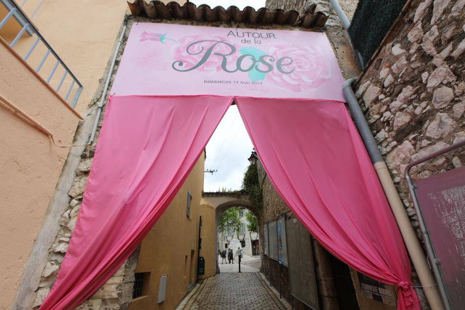 A La CollesurLoup, la fête de la rose annulée à cause de la pluie