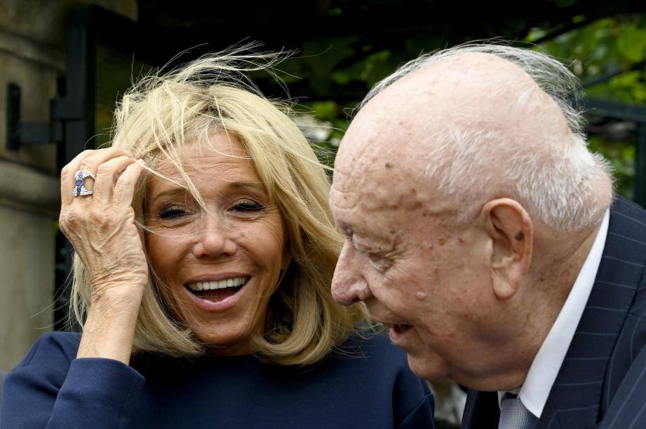 Brigitte Macron et le maire de Marseille Jean-Claude Gaudin.