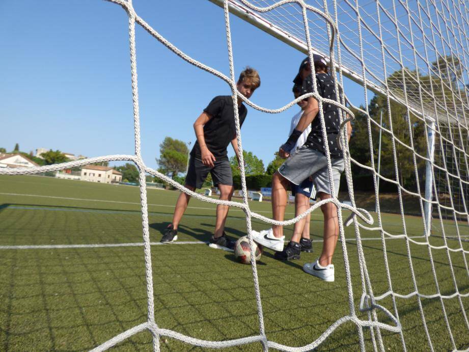 La CollesurLoup cherche 1,5 million d'euros pour changer le gazon