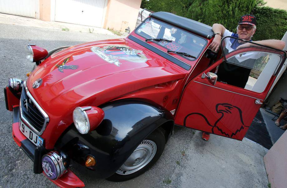 Paul Blangero habite Riquier, mais Nina dort dans un garage privé à Cimiez. Chouchoutée, soignée, adorée, elle est toujours prête à se transformer en carrosse du bonheur pour tous…