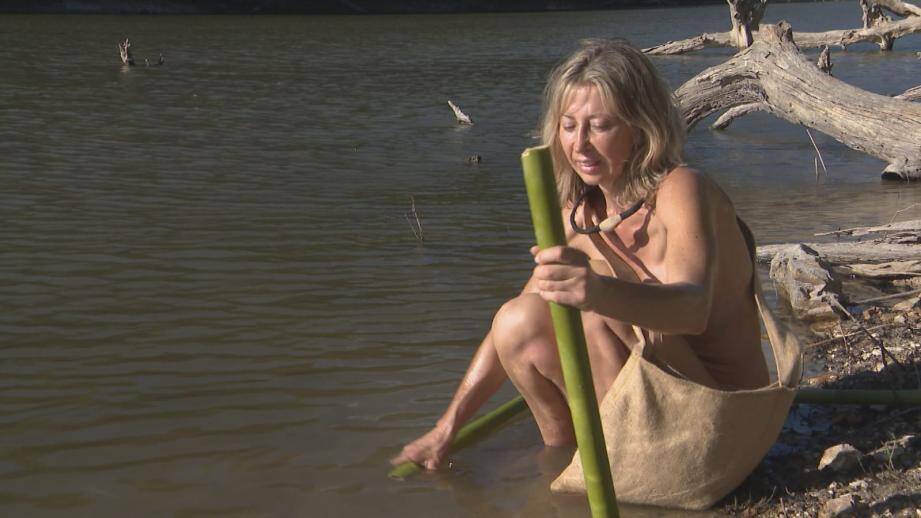 Retour à L'instinct Primaire : Seul Au Monde Sans eau, sans nourriture et sans vêtement: une Cannoise en mode survie