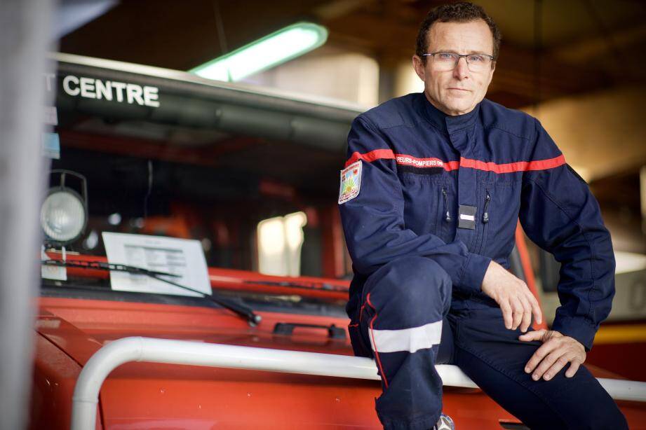 Frédéric Ronzier, plongeur sauveteur héliporté.	