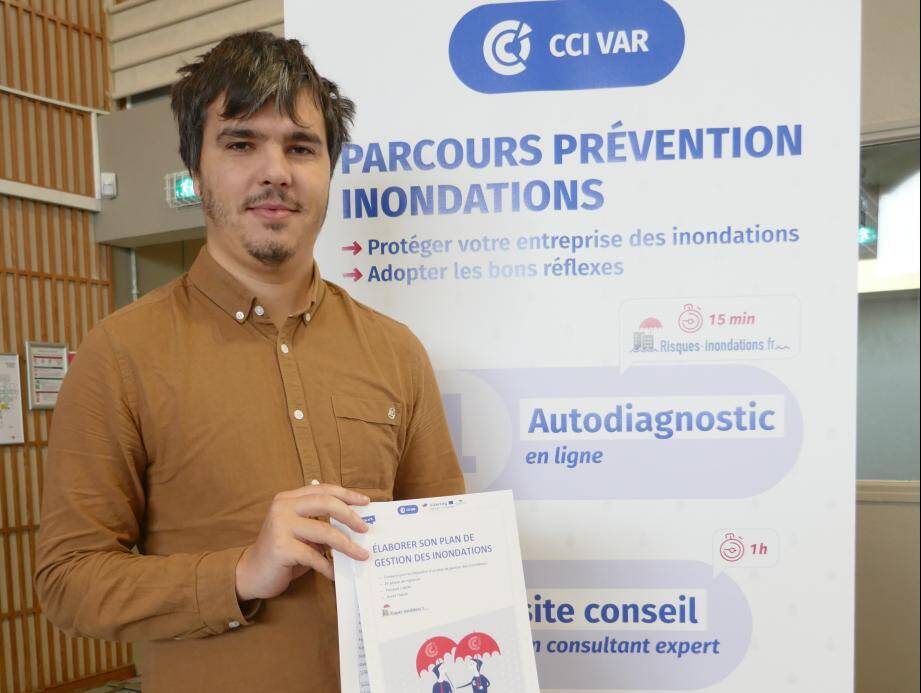 Thibault Valdiserra, consultant inondations à la CCIV, était au Forum de l'entrepreneur à Grimaud ce matin pour apporter ses conseils aux entreprises.