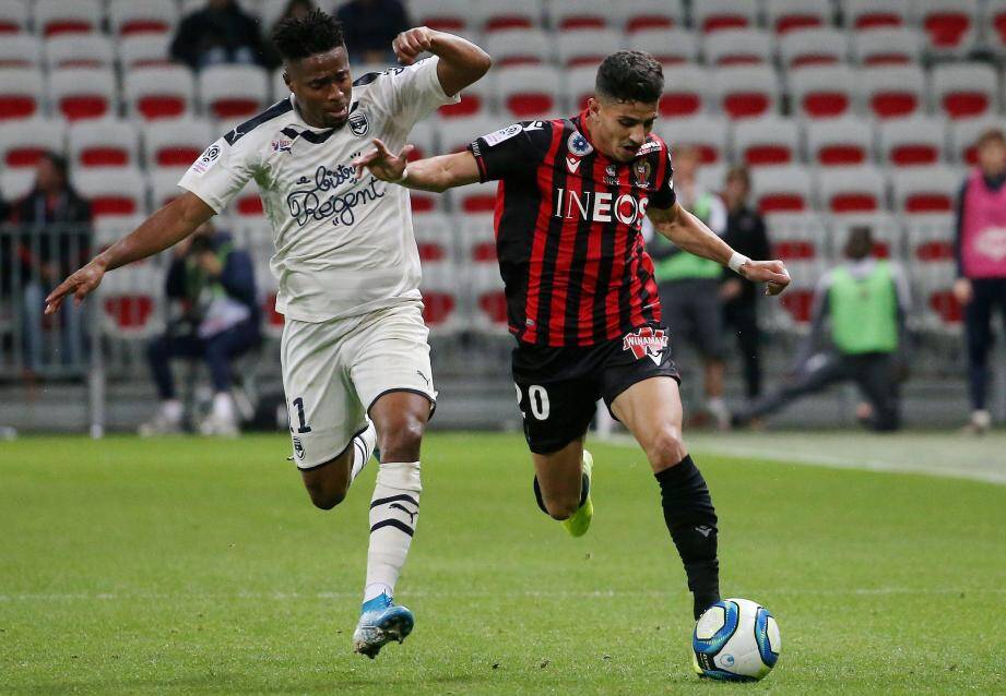 Youcef Atal lors du match contre Bordeaux, ce vendredi 8 novembre. 