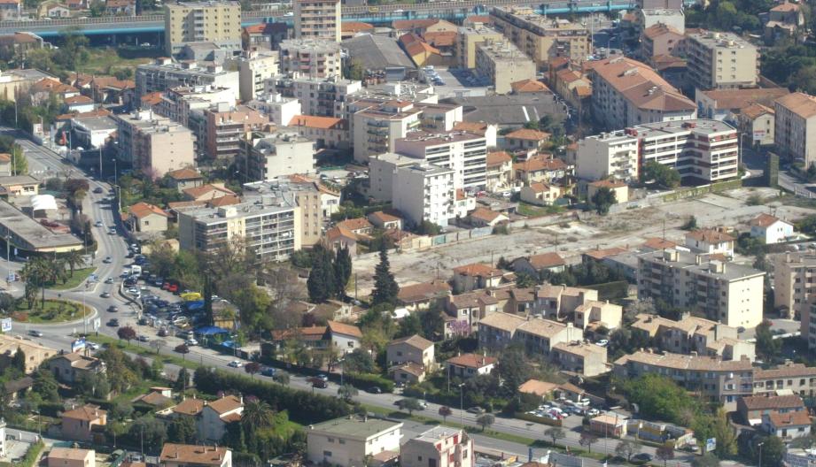 Le projet tel qu’il a été montré sur écran en conseil municipal. Il relie le rond-point Bachaga Boualam de l’avenue des Alpes (à gauche) à l’avenue de Grasse (à droite). Son nom Lambert-May vient de la friche et des propriétés.	 (Visuel Métropole)