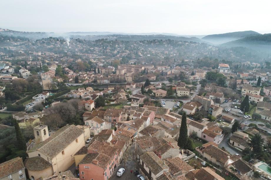 Une vue aérienne de Peymeinade. 