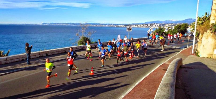 1.600 participants ont réservé leur dossard pour parcourir les 19 km en bord de mer dimanche matin.