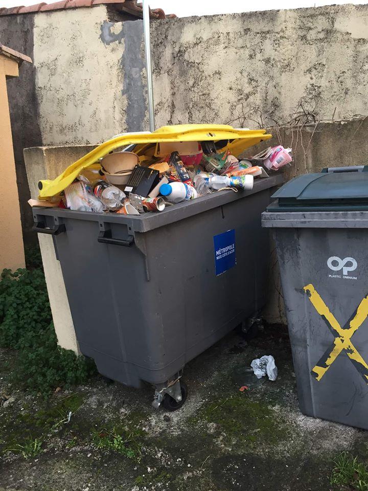 Comme à Nice en avril 2019, les habitants de la région cagnoise aimeraient que le ramassage des poubelles jaunes passe à deux fois par semaine. 