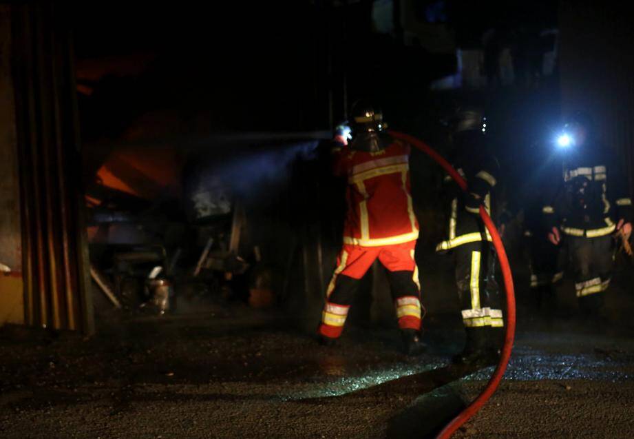 cogolin fait divers feu de gara dans la za saint maur *** Local Caption *** r