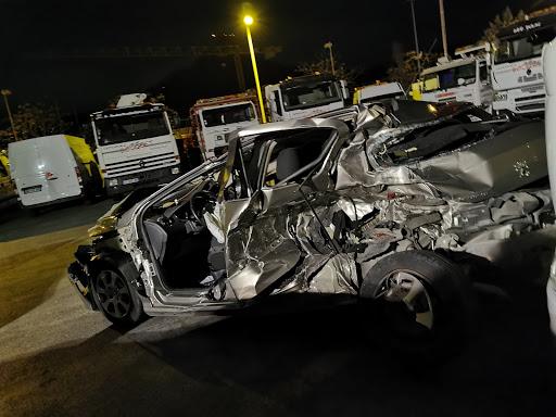 Le véhicule accidenté de la conductrice qui a circulé samedi soir à contresens sur l'autoroute. 