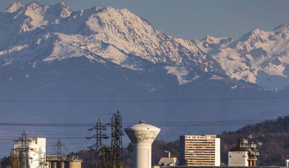 Les activités à l’arrêt ont changé l’air, le paysage et reposé la nature ces dernières semaines, comme ici en Savoie.