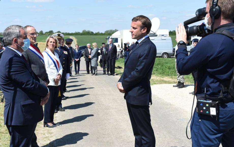 Depuis le début du quinquennat, Emmanuel Macron a, à plusieurs reprises, marqué son admiration pour le fondateur de la Ve République.