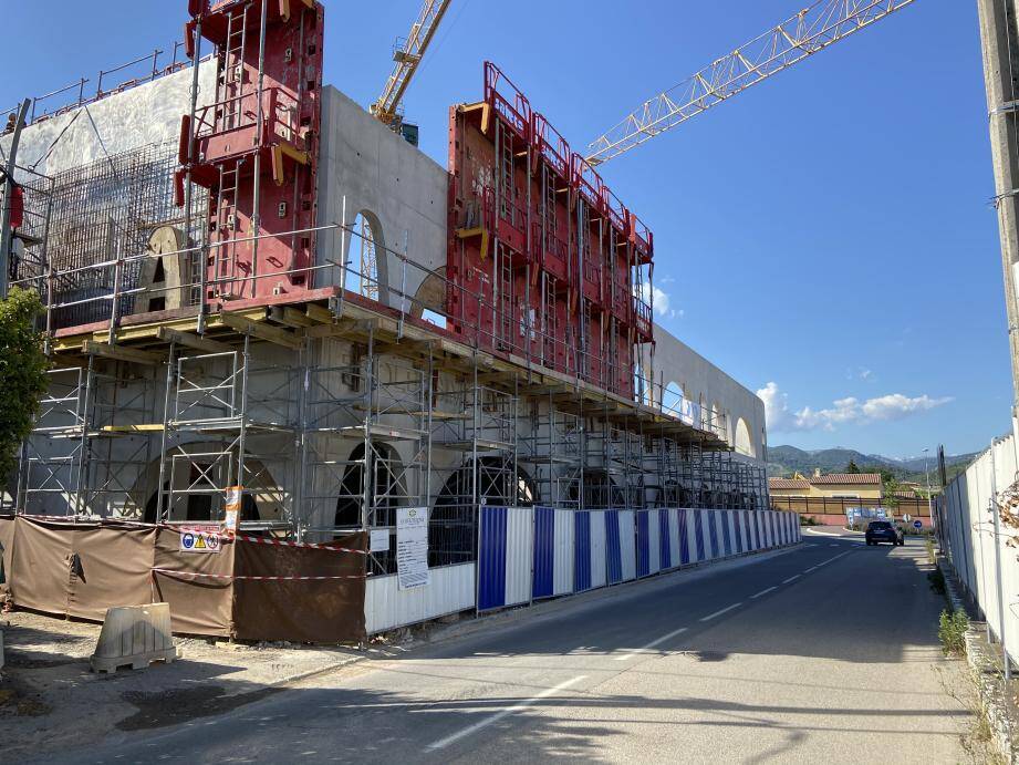 Les travaux de l’école de Simone-Veil ont pris du retard. 	