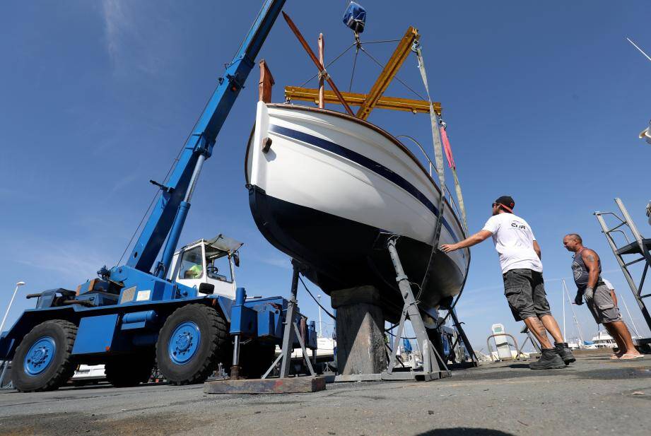 Le Chantier naval raphaëlois, habituellement fermé après le 15 juillet, accueille cette année le public jusqu’au mois de septembre.