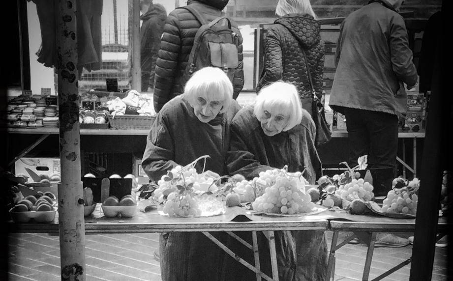 Les jumelles du Vieux-Nice très appréciées des commerçants du quartier.