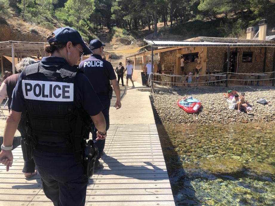 La police nationale en prévention sur l’Île Verte à La Ciotat  NiceMatin