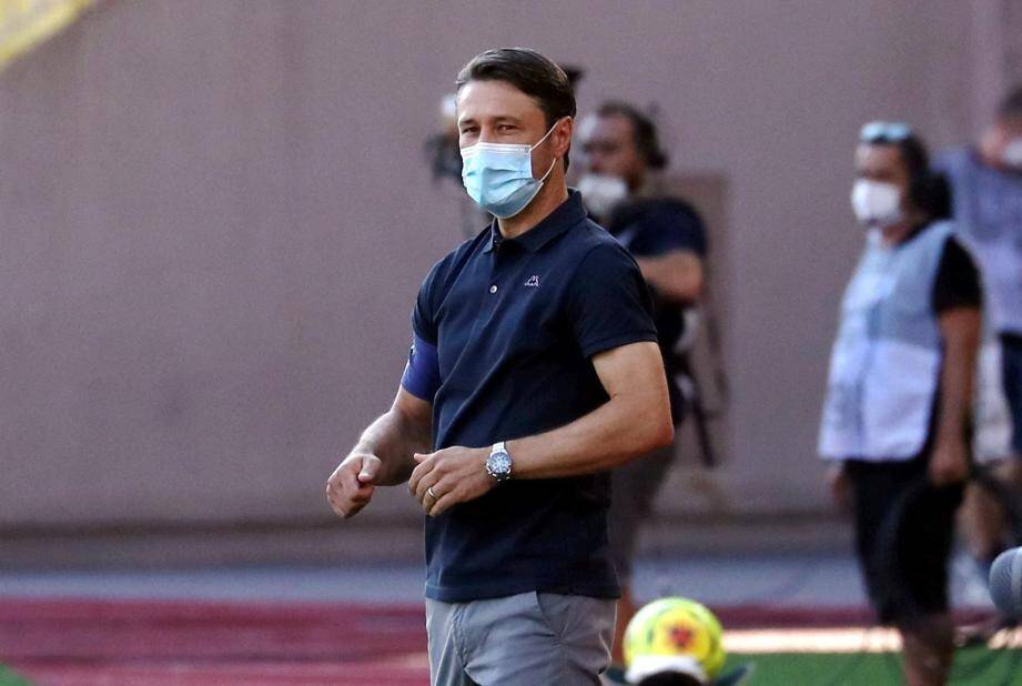 Après le coach Niko Kovac et le gardien Benjamin Lecomte, un troisième élément de l'effectif monégasque a été contaminé par le coronavirus.