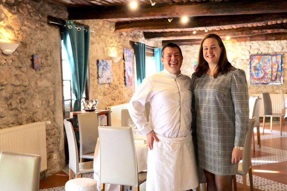 Les gérants du restaurant Clos Pierrepont  à Draguignan