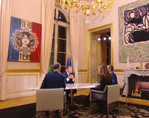 Voorbeeld pint barsten Avec quoi Emmanuel Macron a-t-il décoré son bureau de l'Elysée? - Nice-Matin