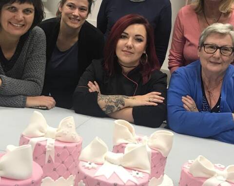 Video On Vous Raconte La Master Class Cake Design De Nos Abonnees A La Fabrique A Gateaux Au Cœur De Saint Laurent Du Var Nice Matin Video On Vous Raconte La Master Class Cake Design De Nos Abonnees A La Fabrique A Gateaux Au Cœur De Saint Laurent Du Var Nice Matin