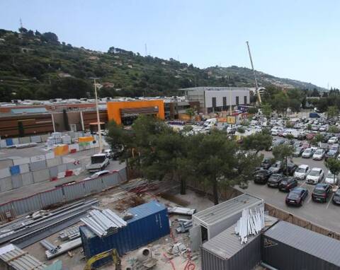 On Fait Le Point Sur Les Travaux D Extension De Carrefour Lingostiere Et Ses Futures Enseignes Nice Matin On Fait Le Point Sur Les Travaux D Extension De Carrefour Lingostiere Et Ses Futures Enseignes Nice Matin