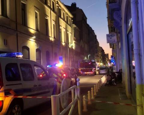 Un Individu Retranche Dans Un Appartement A Toulon Une Operation De Police En Cours Ce Lundi Soir Var Matin
