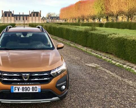 Dacia Sandero Stepway 2021 : l'entrée de gamme à la française - Guide Auto