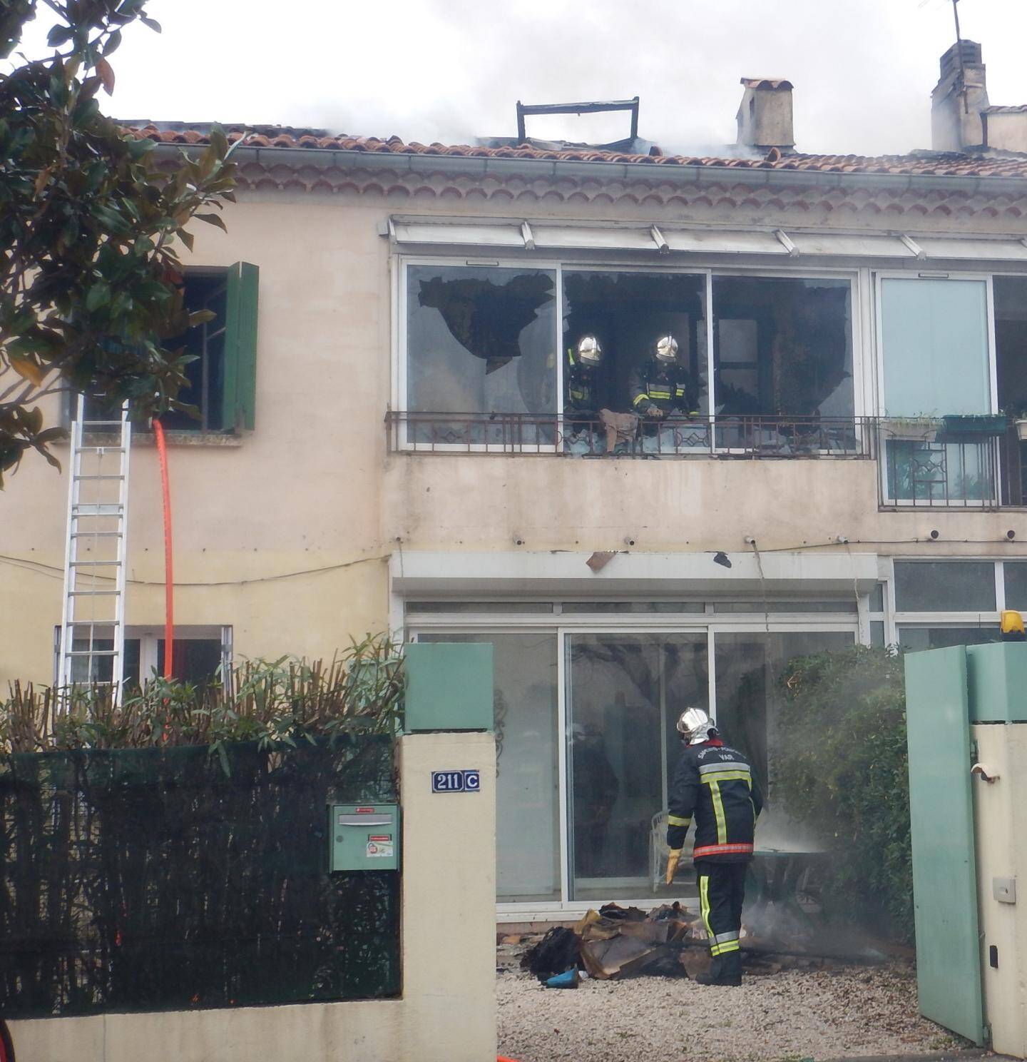 L'incendie s'est déclaré dans une maison, avenue Joseph-Lautier à Sanary.