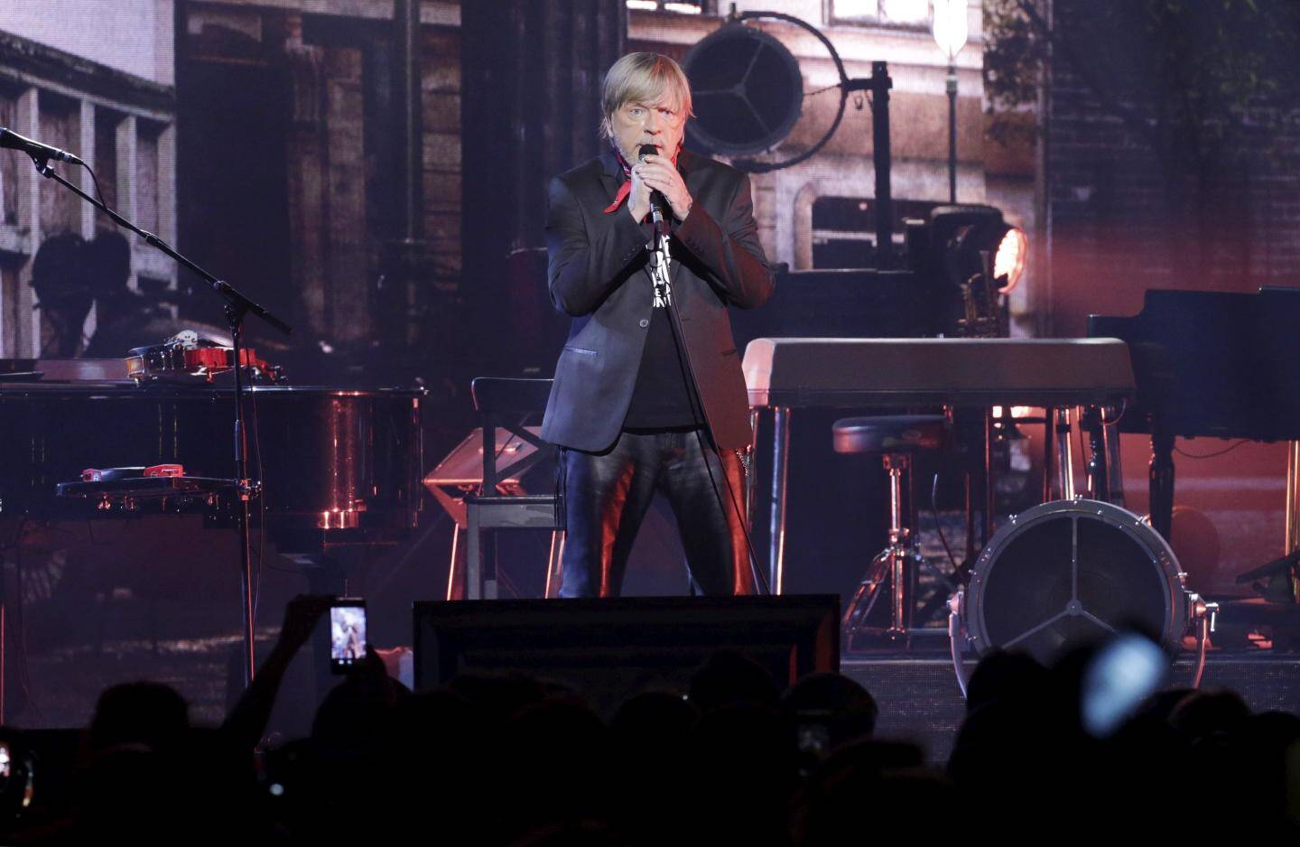 VIDEOS & PHOTOS. Revivez le concert de Renaud ce mercredi soir à Nice