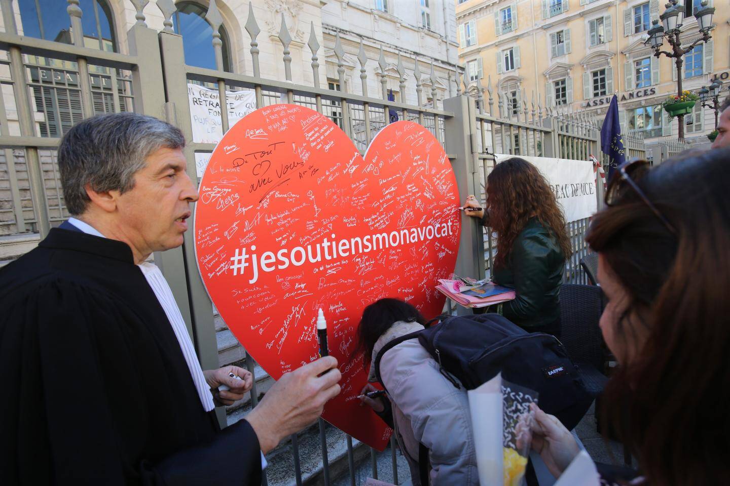 Elle dure depuis 40 jours, quel est l'impact de la grève des avocats à ...