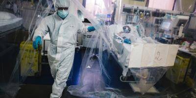 L'épidémie de coronavirus déjà plus meurtrière que la canicule de 2003 en France