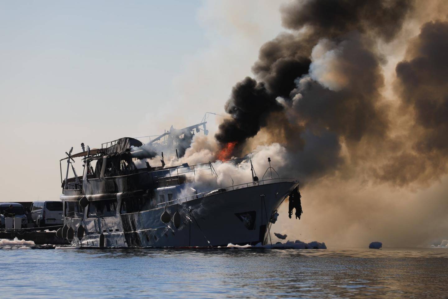 Les Naufrages De Bateaux Les Plus Impressionnants à Antibes Et Ses ...