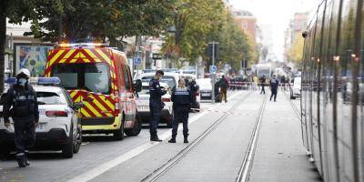 Attentat à Nice: au moins trois victimes, une femme égorgée, auteur interpellé... ce que l'on sait à 10h