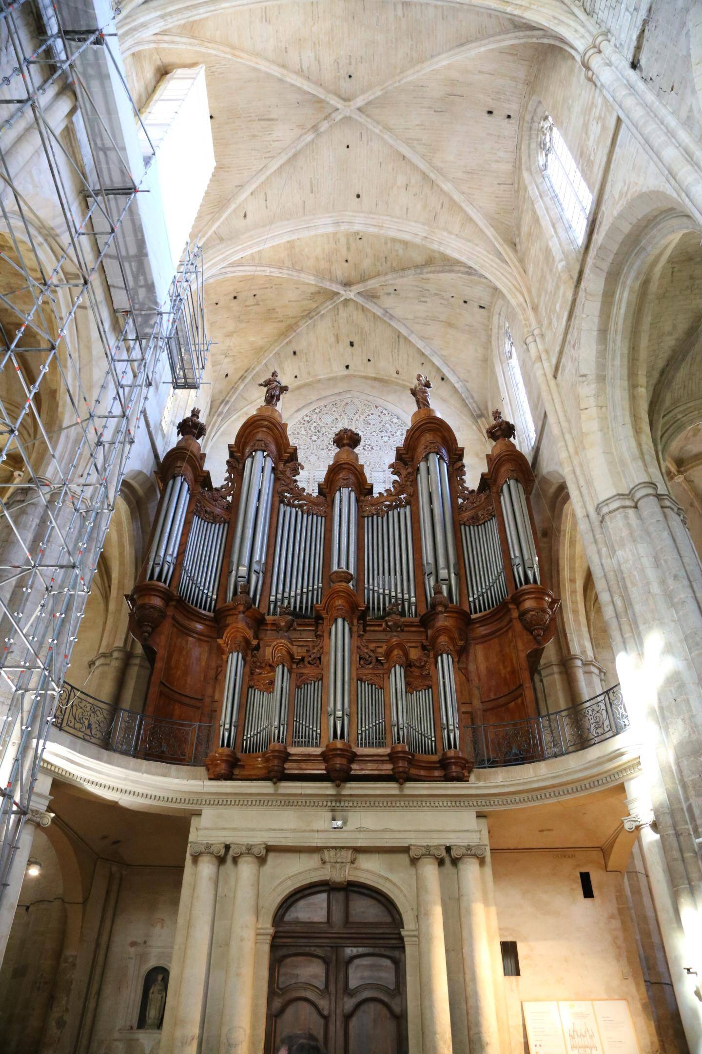 La basilique de SaintMaximinLa SainteBaume bientôt hors d'eau et de