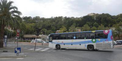 Trois lignes de bus du haut-pays grassois perturbées par la neige ce vendredi