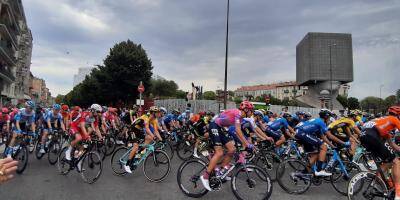 Tour de France: revivez la victoire d'Alexander Kristoff au terme d'une première étape mouvementée