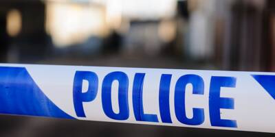 Sept hommes accusés de tentative de meurtre sur un policier en Irlande du Nord
