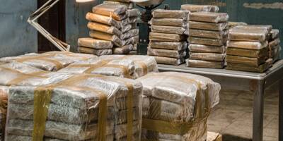 885 kilos de cocaïne saisis par la Marine française au large de l'Afrique de l'Ouest