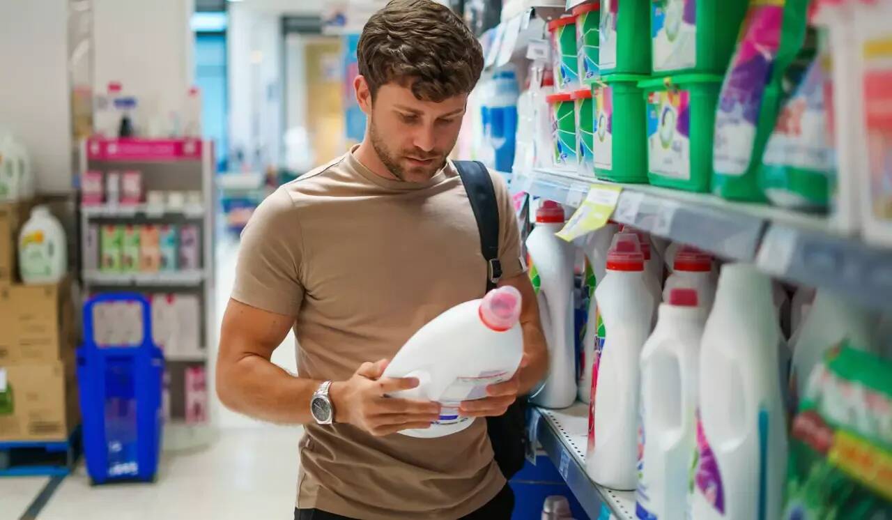 De la lessive Ariel contrefaite vendue dans toute l'Europe, deux personnes arrêtées en Lituanie