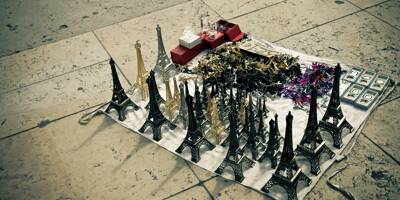 Deux touristes américains agressés à coup de tour Eiffel miniature par des vendeurs à la sauvette