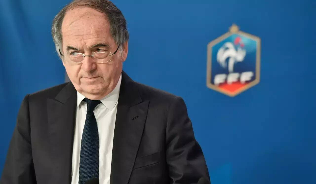 Manières lourdingues, invitations à répétition à dîner: de nouveaux témoignages accablent le président de la Fédération de foot Noël Le Graët