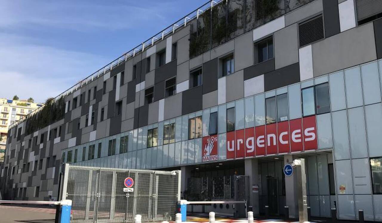 "Le patient a réussi à me sauter dessus": agressée pour la 2e fois, une aide-soignante de Nice témoigne