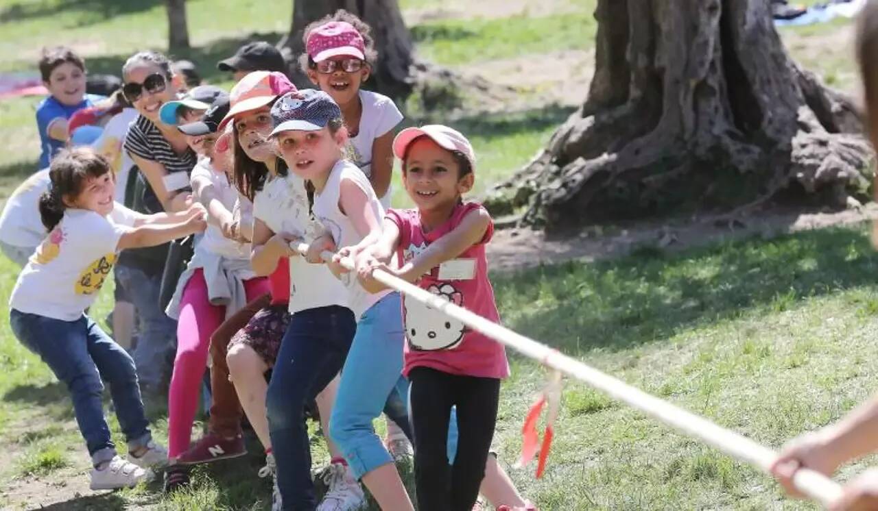 "Pass colo": de 200 à 350 euros d'aides, on vous explique comment va fonctionner ce nouveau dispositif du gouvernement