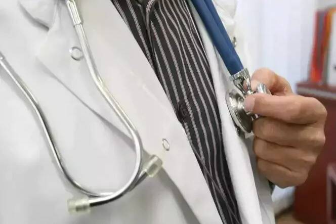 "Cabinets secondaires", durcissement des critères pour les aides financières... les idées de la Cour des comptes pour lutter contre les déserts médicaux