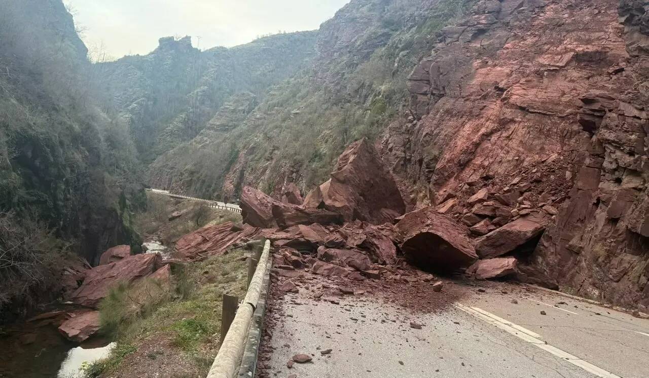 Coupée en raison d'un éboulement, la route vers la station de ski de Valberg devrait rouvrir en partie la semaine prochaine, juste avant les vacances