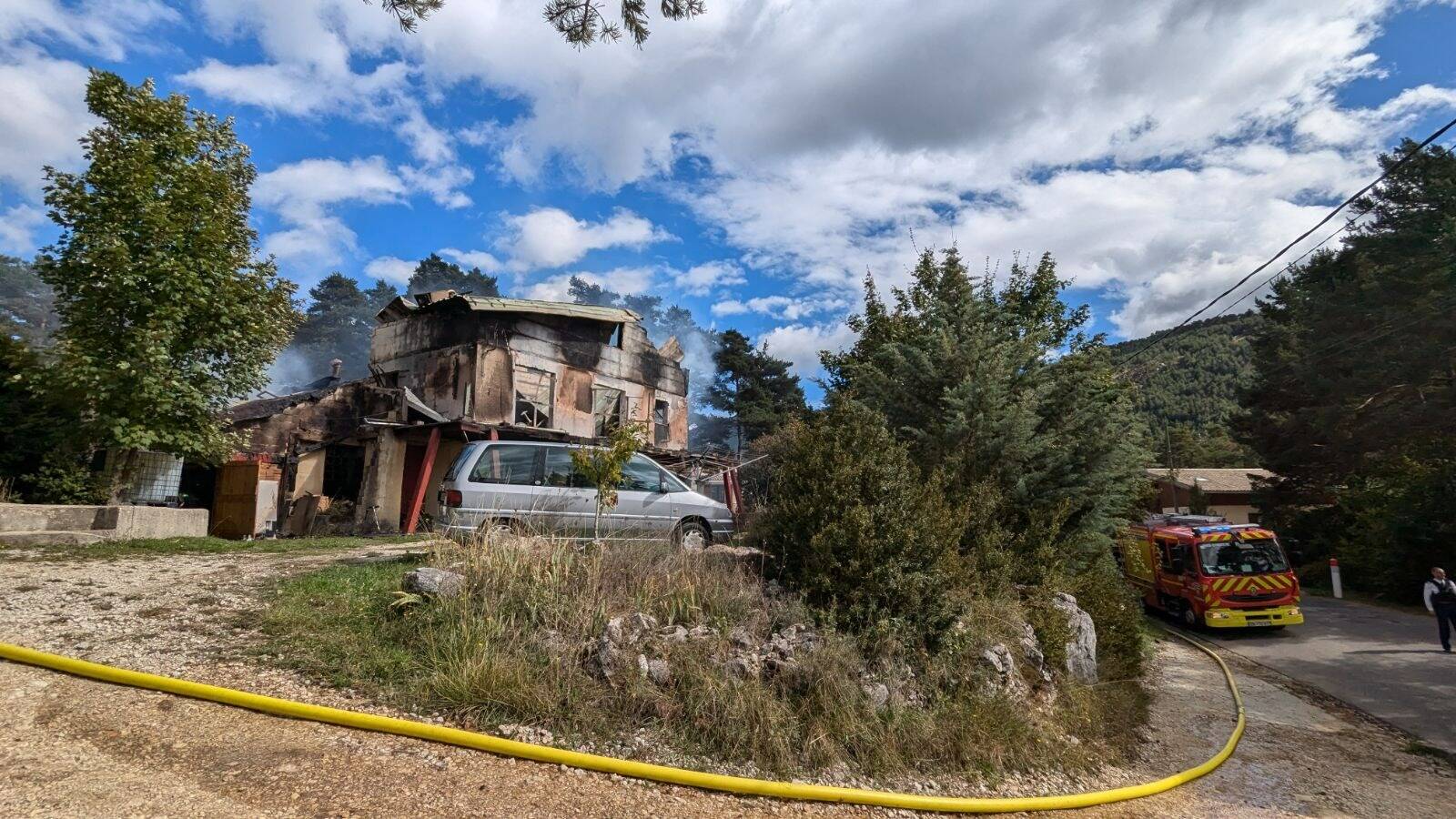 Un homme met le feu à son chalet et se donne la mort à Séranon