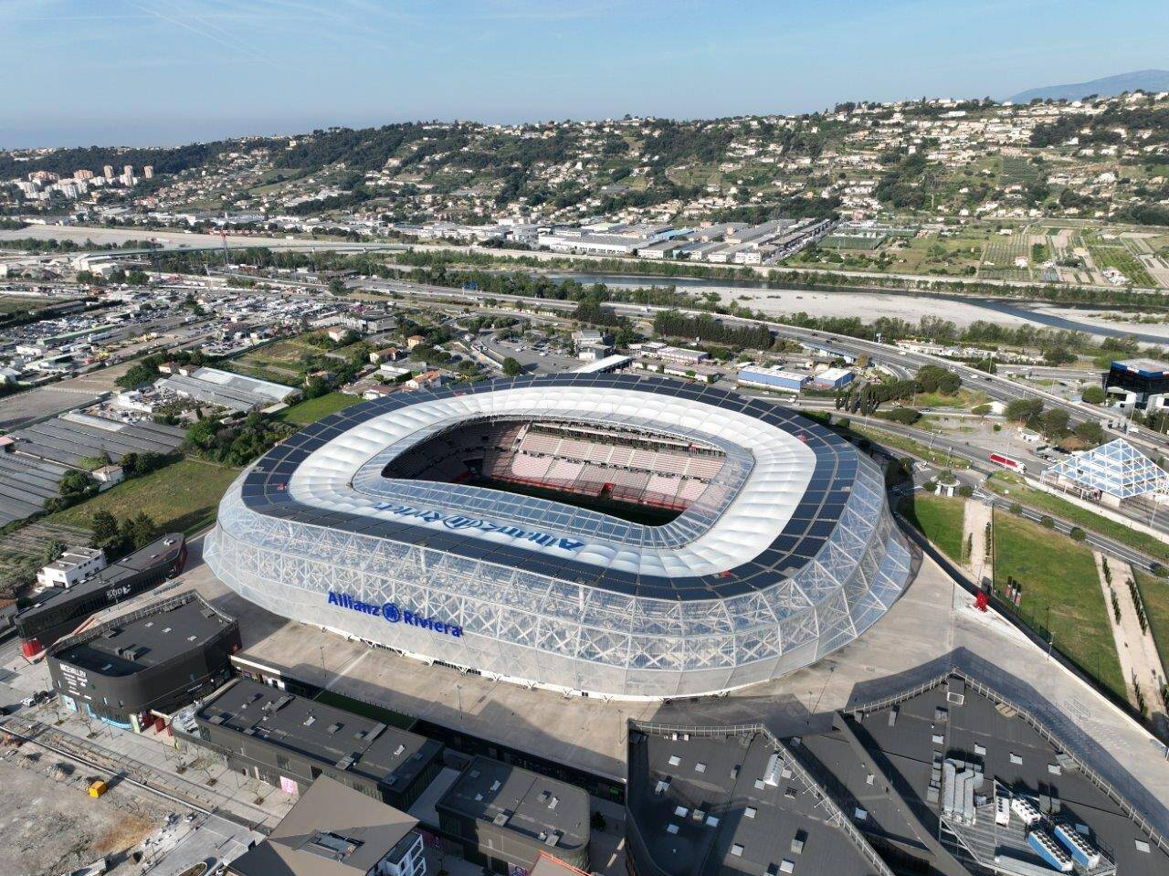 L'OGC Nice démarre avec une défense à quatre contre Strasbourg ce dimanche soir