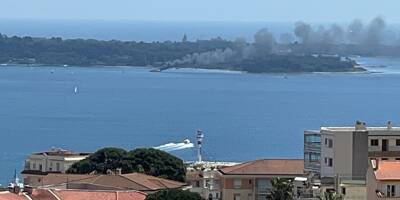 Un bateau prend feu près des Îles de Lérins à Cannes