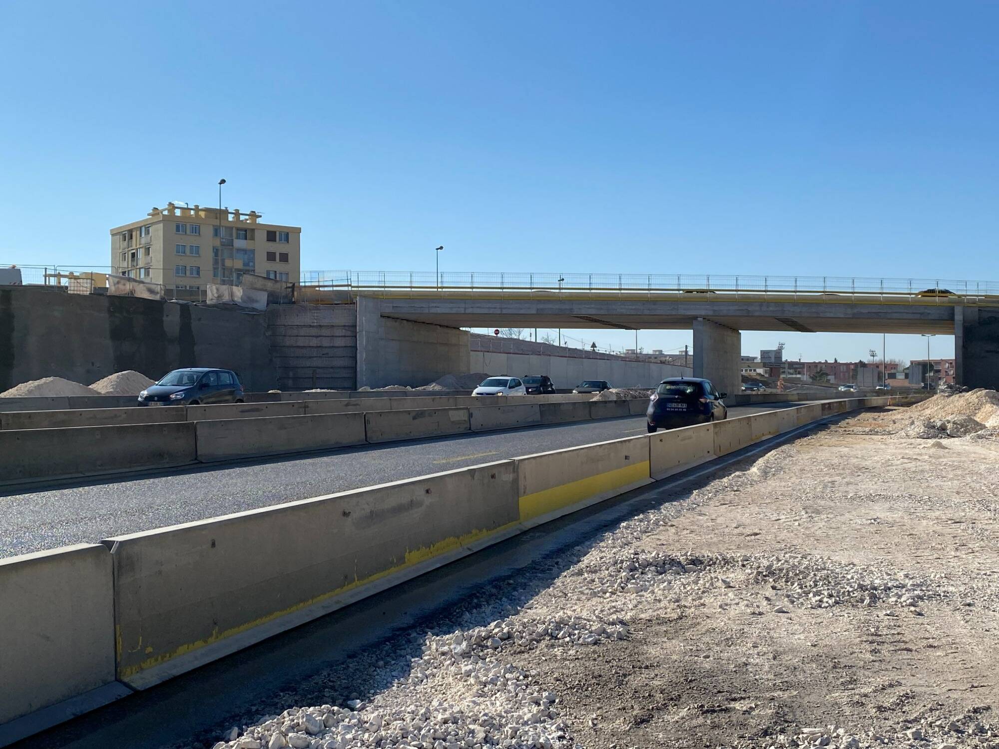 Démolition du pont des Fourches sur l'A57 à La Valette: l'autoroute est rouverte dans les deux sens