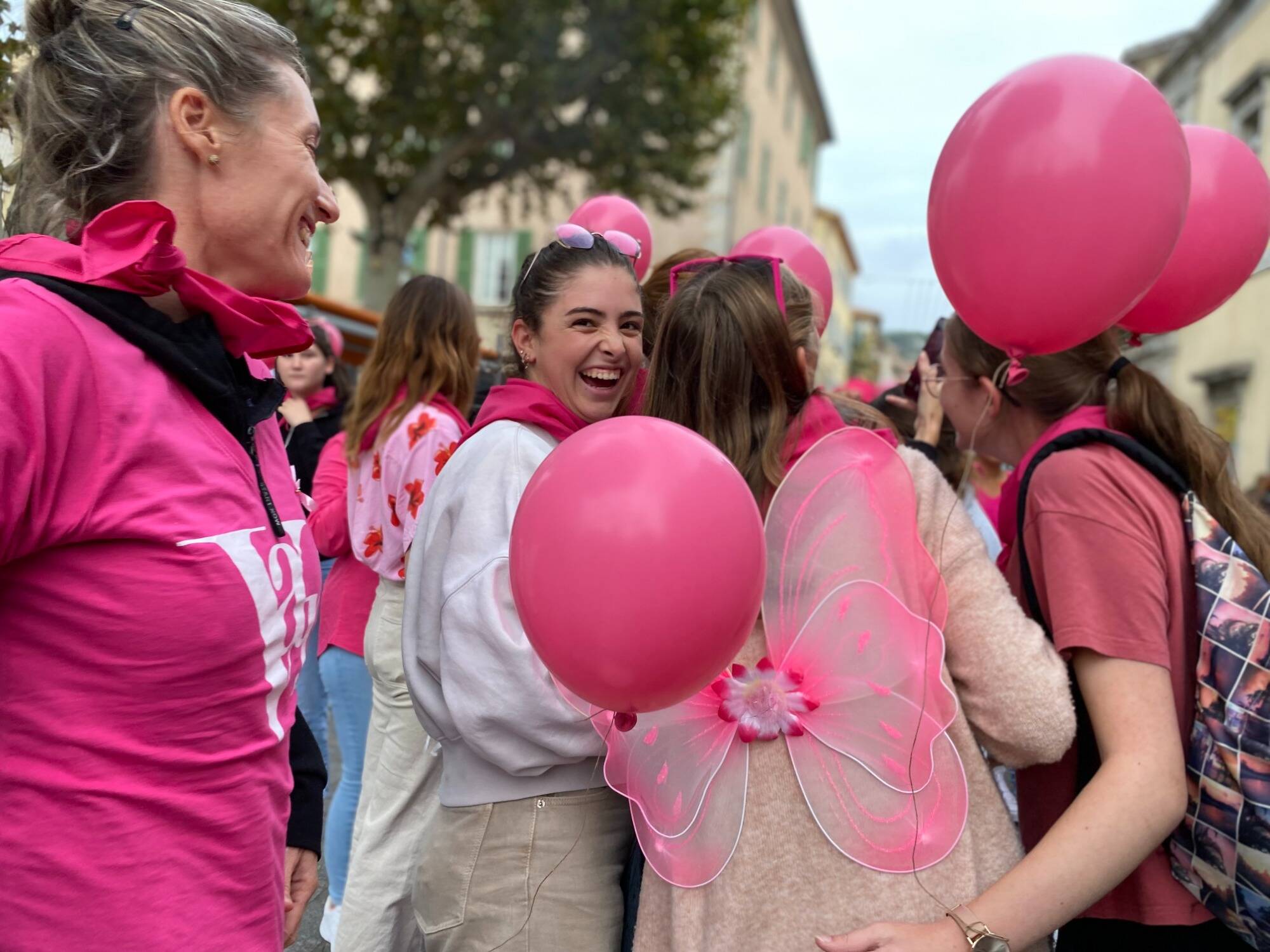 Pink October: great success for the march in favor of the fight against cancer in Draguignan